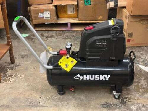 8 GAL. AIR COMPRESSOR