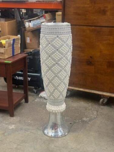 DECORATIVE PLANTER