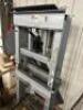 IIT 30 TON SHOP PRESS - 2