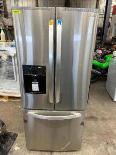 LG 21.8 CU FT FRENCH DOOR REFRIGERATOR W/ ICE MAKER.