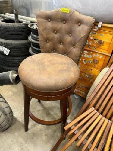 30" UPHOLSTERED BAR STOOL.
