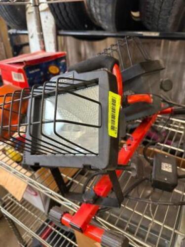 TWO GROUP WORK LIGHT.