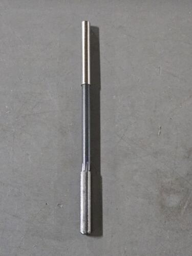 DESCRIPTION: (1) HSS CHUCKING REAMER BRAND/MODEL: VC 02563112 SIZE: 0.3115" DIA QTY: 1