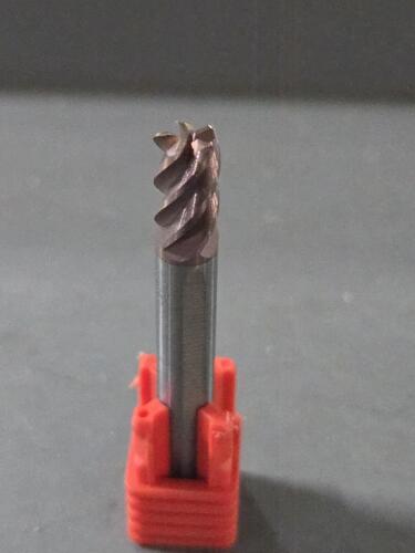 DESCRIPTION: (6) SOLID CARBIDE CORNER RADIUS END MILLS BRAND/MODEL: FULLERTON 37542 SIZE: 1/4" DIA RETAIL$: $214.15 QTY: 6