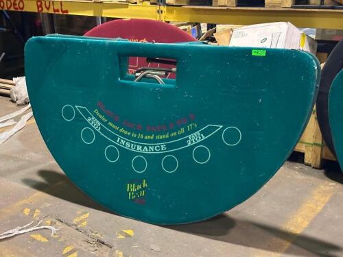 POKER TABLE WITH FOLDING LEGS