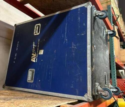 ROAD CASE ON WHEELS