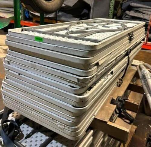 (17) 6' FOLDING TABLES
