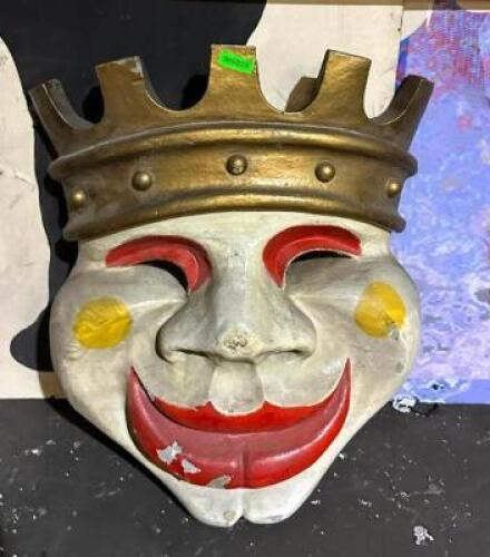 MARDI GRAS PROP