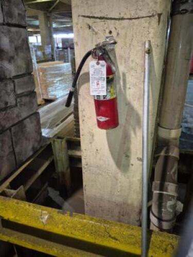 1 - Fire Extinguisher #895