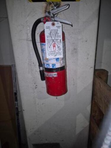 1 - Fire Extinguisher #896