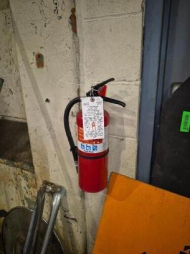 1 - Fire Extinguisher #897