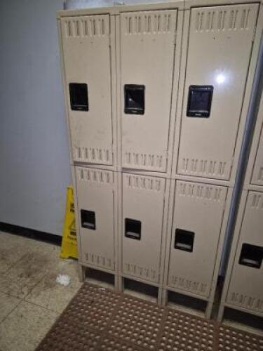 1 - Set of 2 Lockers (6 each) #902