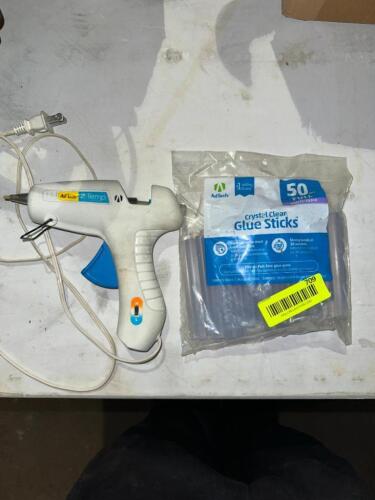 HOT GLUE GUN WITH EXTRA GLUE STICKS