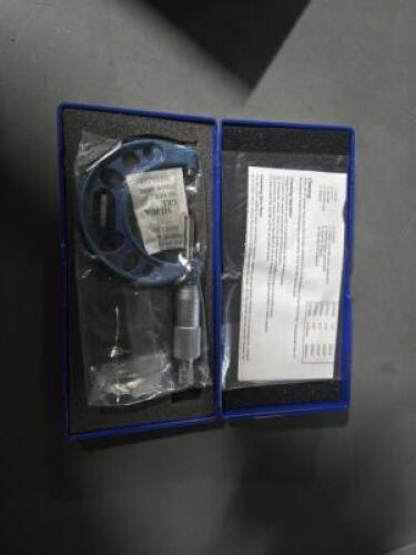 DESCRIPTION: (2) MECHANICAL OUTSIDE MICROMETER BRAND/MODEL: WESTWARD 2YNA8 SIZE: 1-2" RANGE RETAIL$: $60.90 QTY: 2