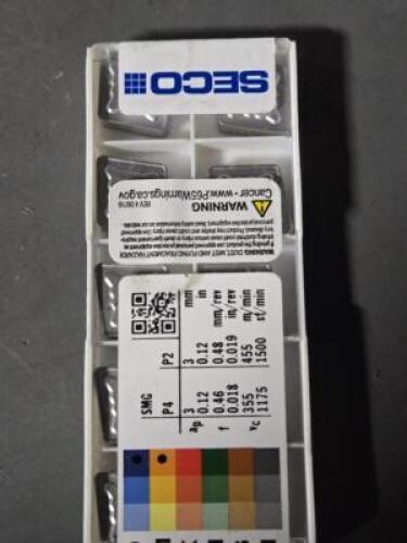 DESCRIPTION: (20) CARBIDE TURNING INSERTS BRAND/MODEL: SECO CNMG433-MR7 TP1501 RETAIL$: $402.00 QTY: 20