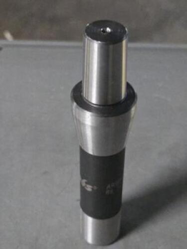 DESCRIPTION: (1) TAPER DRILL CHUCK ARBOR BRAND/MODEL: JACOBS 7340DN SIZE: JT3 MOUNT R8 SHANK RETAIL$: $178.14 QTY: 1