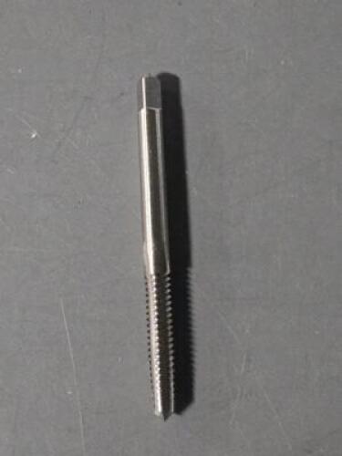 DESCRIPTION: (10) HSS STRAIGHT FLUTE HAND TAP BRAND/MODEL: HERTEL 02384949 SIZE: #10-20 UNC RETAIL$: $ 4.77 EA QTY: 10