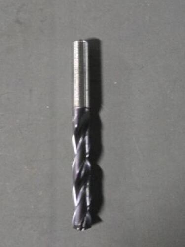 DESCRIPTION: (2) SOLID CARBIDE JOBBER DRILL BITS BRAND/MODEL: EMUGE TA213344.0953 SIZE: 9.53mm RETAIL$: $429.78 QTY: 2