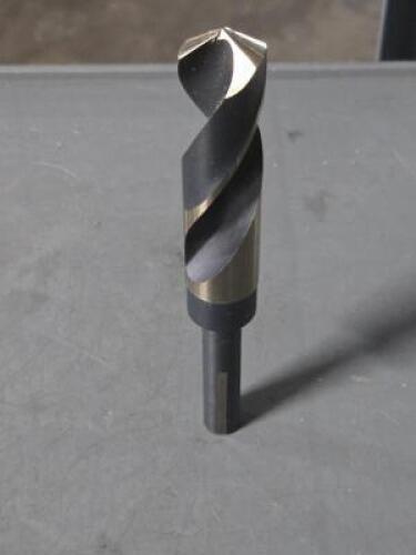DESCRIPTION: (1) REDUCED SHANK HSS DRILL BIT BRAND/MODEL: DRILLCO 1000N157 SIZE: 57/64" DIA 1/2" SD RETAIL$: $58.39 QTY: 1