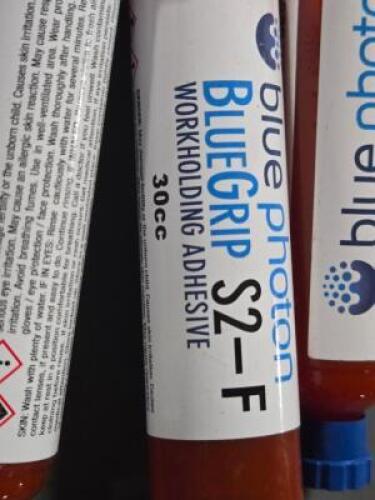 DESCRIPTION: (4) TUBES WORKHOLDING ADHESIVE BRAND/MODEL: BLUE PHOTON S2-F SIZE: 30cc RETAIL$: $365.00 QTY: 4