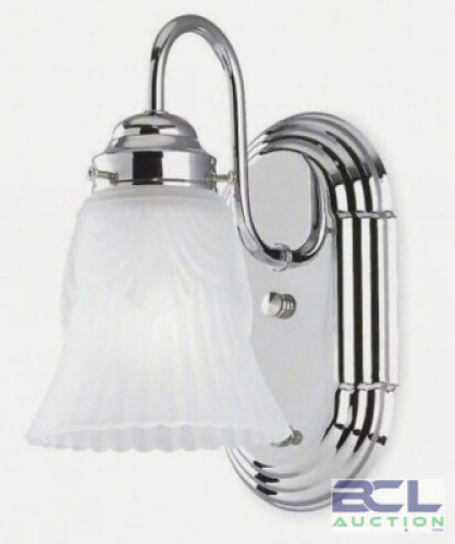 (2) VANITY WALL LIGHTS IN CHROME
