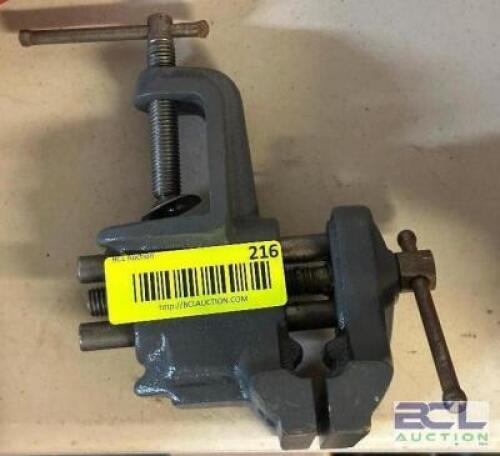 SMALL MOUNTED VICE