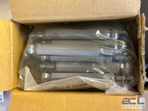 CASE OF DRILL ADAPTERS
