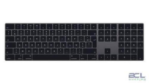 APPLE MAGIC KEYBOARD WITH NUMERIC KEYPAD FOR MAC MODELS AND 40" BOSSIN GAMING DESK MAT