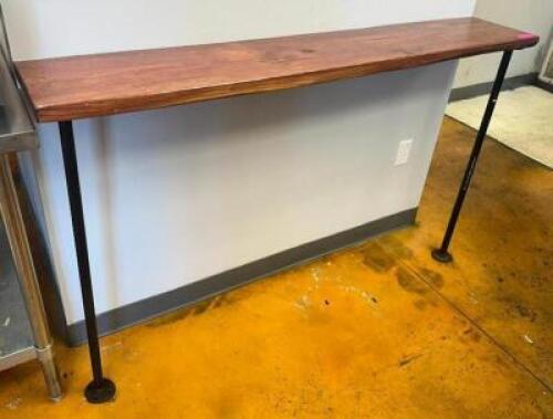 WOOD TOP BAR WITH STEEL FRAME