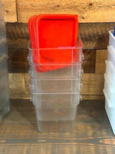 (4) - 6 L FOOD CONTAINERS WITH LIDS