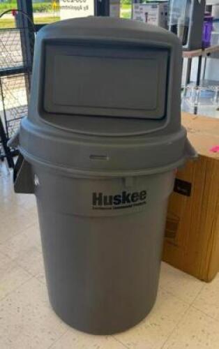 TRASH BIN WITH LID