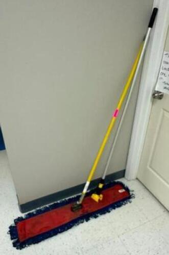 MOP AND MOP HANDLE