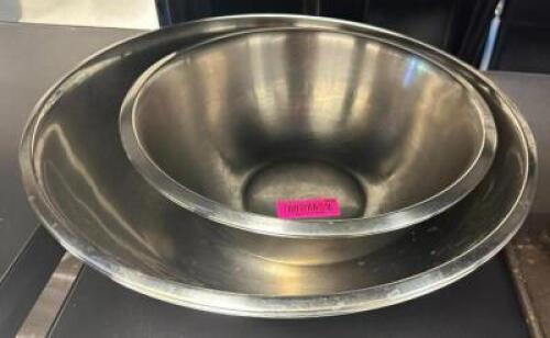 (4) - STAINLESS MIXING BOWLS