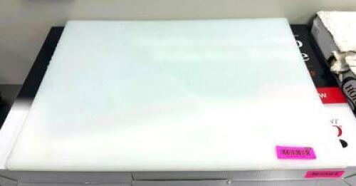 CUTTING BOARD