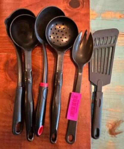 (6) - SERVING SPOONS