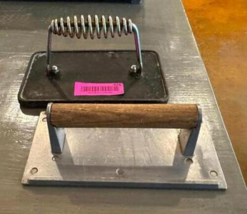 (2) - GRILL PRESSES