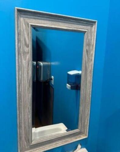 VANITY MIRROR