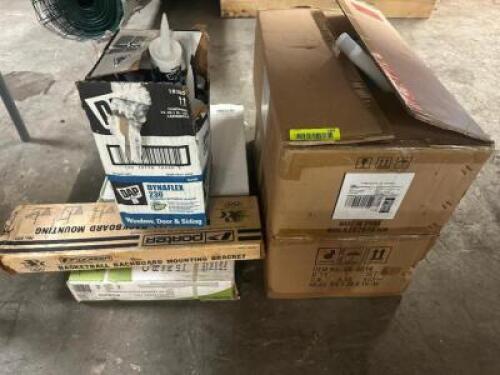 (1) LOT OF MISC HARDWARE,