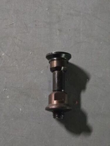 DESCRIPTION: (4) BORING HEAD CENTRAL SCREWS BRAND/MODEL: SECO 90A75040 RETAIL$: $484.00 QTY: 4