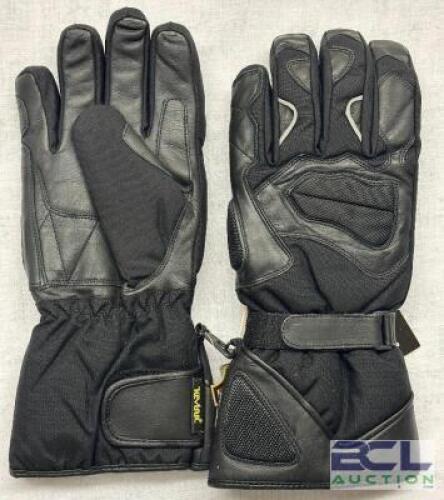 PREMIUM RACING GLOVES