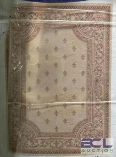 AREA RUG
