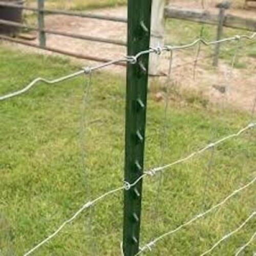 DESCRIPTION: (9) FENCE POSTS SUPPORTS INFORMATION: GREEN, METAL RETAIL$: $61.40 EA QTY: 9