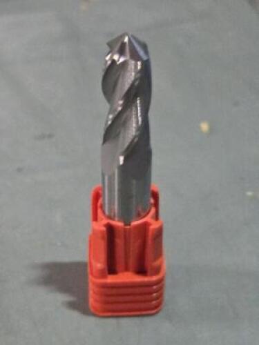 DESCRIPTION: (4) SOLID CARBIDE CHAMFER MILLS BRAND/MODEL: FULLERTON 3730 SIZE: .400" DIA .1969" LOC RETAIL$: $86.58 QTY: 4