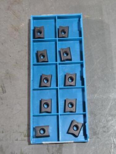 DESCRIPTION: (20) CARBIDE MILLING INSERTS BRAND/MODEL: INGERSOLL IXH415-G03 IN4035 RETAIL$: $514.00 QTY: 20