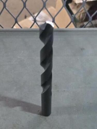 DESCRIPTION: (2) HSS BLACK OXIDE JOBBER DRILL BITS BRAND/MODEL: UNKNOWN D/AN9/16 SIZE: 9/16" RETAIL$: $91.64 QTY: 2