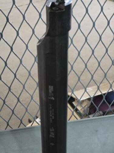 DESCRIPTION: (1) INDEXABLE THREADING TOOLHOLDER BRAND/MODEL: DORIAN TOOL 73310158321 SIZE: 2" SD LH 3-1/2" BORE DIA RETAIL$: $505.59 QTY: 1