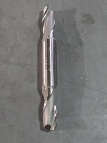 DESCRIPTION: (1) HSS DOUBLE END MILL BRAND/MODEL: REGAL 055540AM SIZE: M14 DIA RETAIL$: $57.99 QTY: 1
