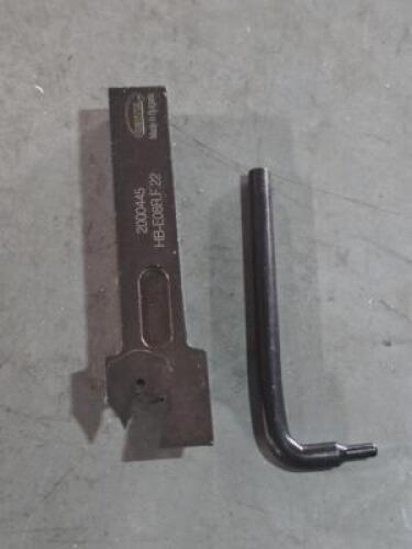 DESCRIPTION: (1) CUT OFF TOOLHOLDER BRAND/MODEL: HERTEL HB-E08RF22 QTY: 1