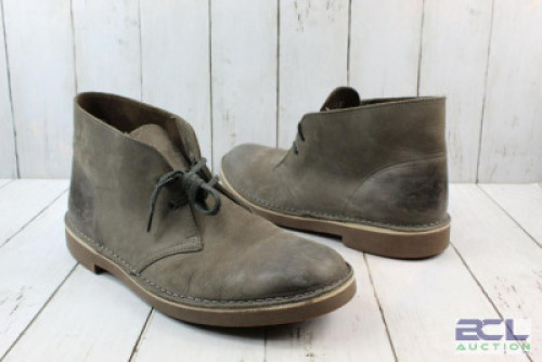 MEN'S BEESWAX LEATHER DESERT CHUKKA BOOTS