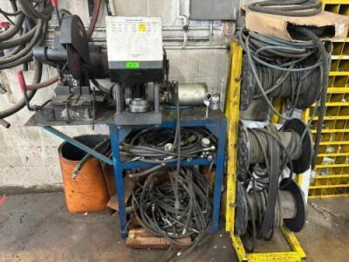 WEATHERHEAD HYDRAULIC HOSE ASSEYMBLE CENTER.